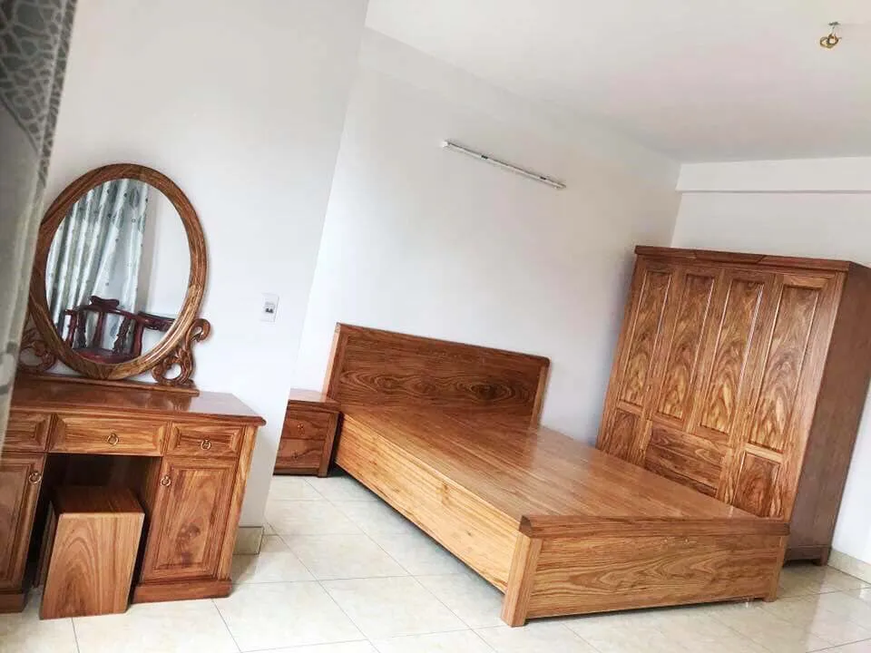 Giường gỗ hương xám cao cấp
